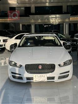 جاكوار XE